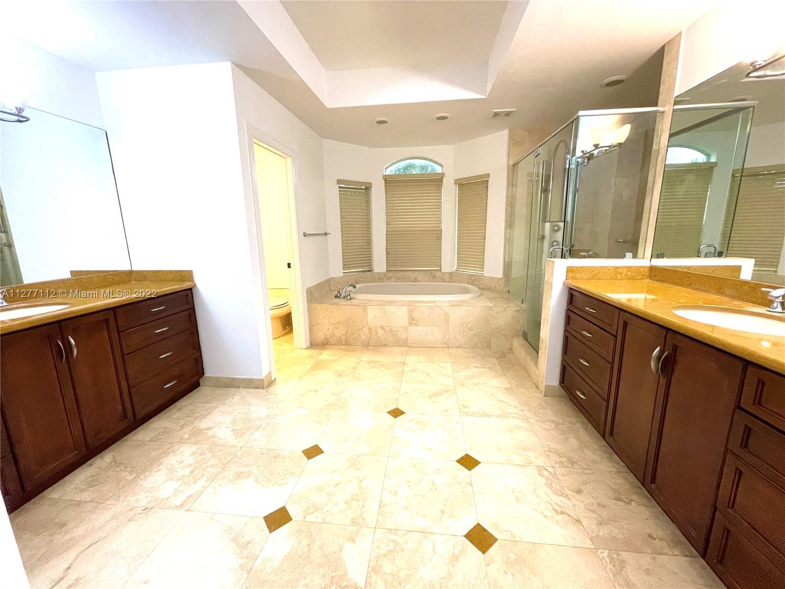 17501 Southwest 58th Street Southwest Ranches, FL 33331 - Photo 12 of 28 Gallery Image 12