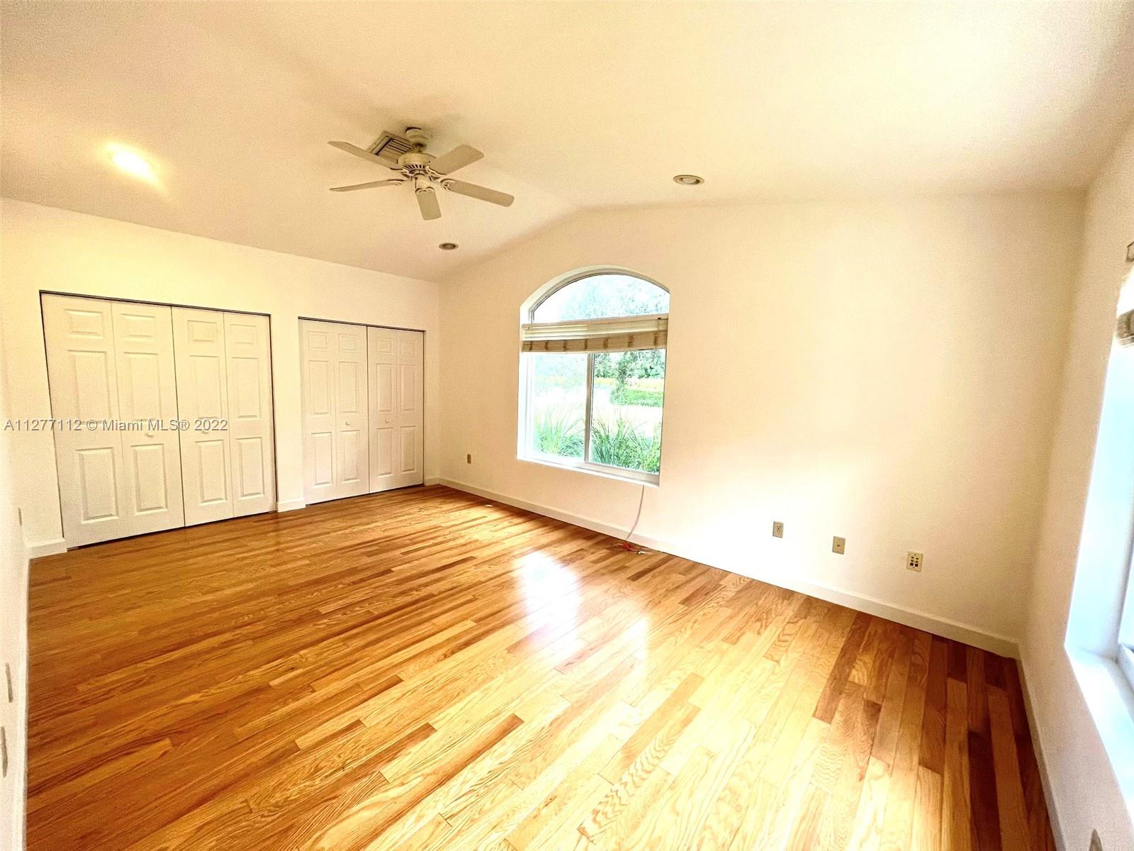 17501 Southwest 58th Street Southwest Ranches, FL 33331 - Photo 13 of 28 Gallery Image 13