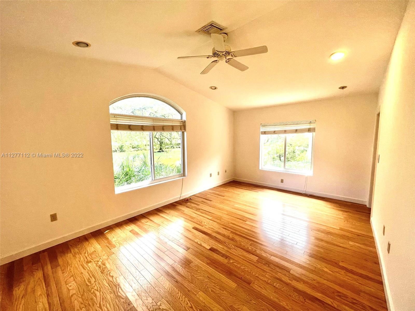 17501 Southwest 58th Street Southwest Ranches, FL 33331 - Photo 14 of 28 Gallery Image 14