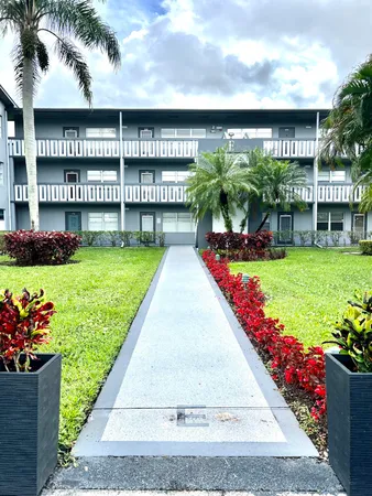 $1,400 | 209 Suffolk F, Unit 209, Boca Raton, FL 33434