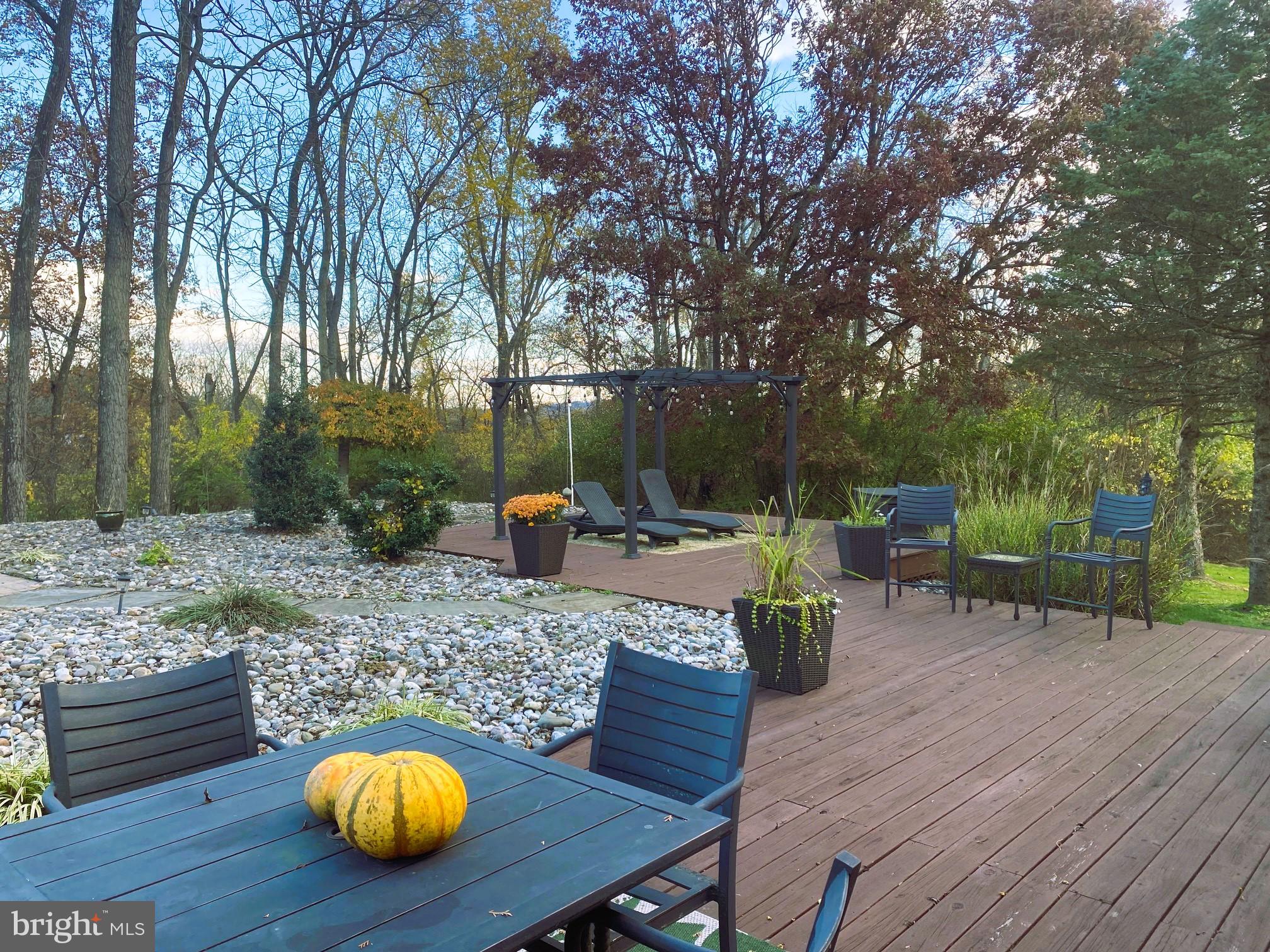 51 Spring Meadow Lane Reading, PA 19606 - Photo 5 of 13 Gallery Image 5