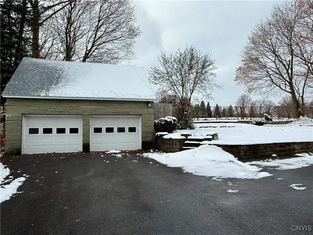 $2,900 | 223 Cleveland Boulevard, Manlius, NY 13066
