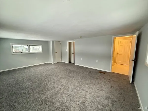 $2,900 | 223 Cleveland Boulevard, Manlius, NY 13066