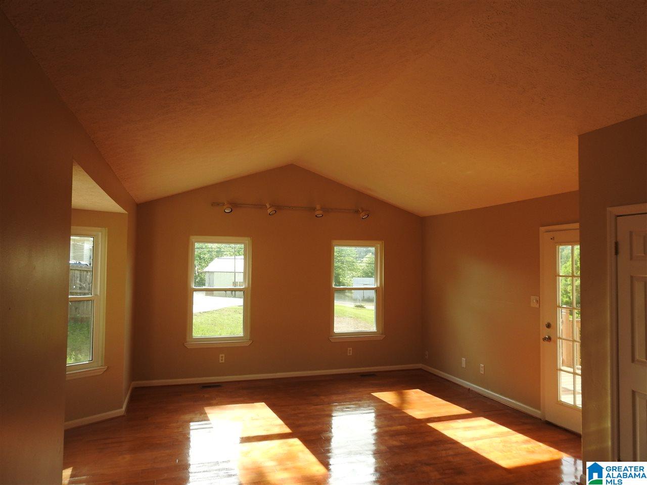 2826 Highway 25 Montevallo, AL 35115 - Photo 4 of 10