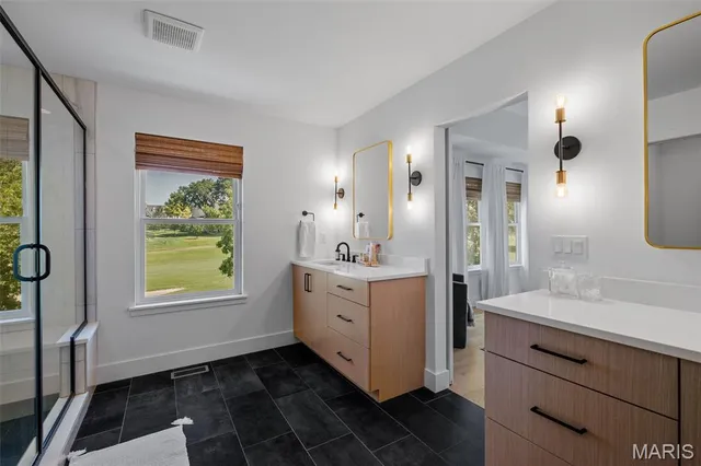 $815,000 | 501 Fairway Oaks Drive, Eureka, MO 63025