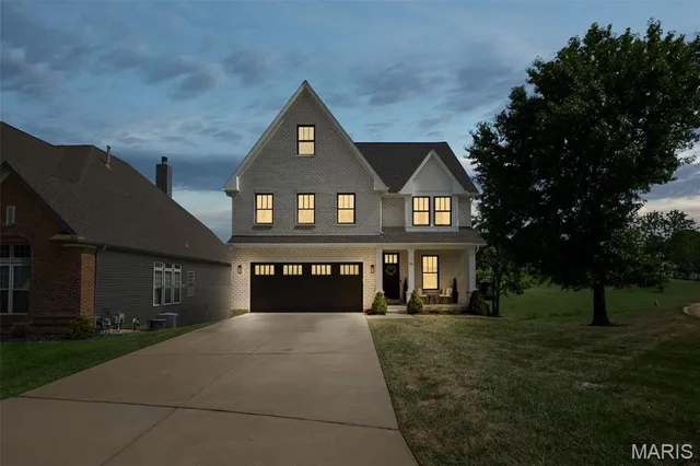 $815,000 | 501 Fairway Oaks Drive, Eureka, MO 63025