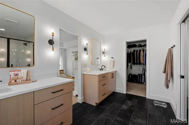 $815,000 | 501 Fairway Oaks Drive, Eureka, MO 63025