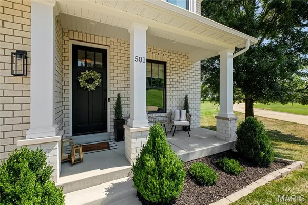 $815,000 | 501 Fairway Oaks Drive, Eureka, MO 63025