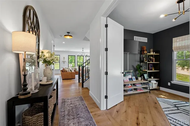 $815,000 | 501 Fairway Oaks Drive, Eureka, MO 63025