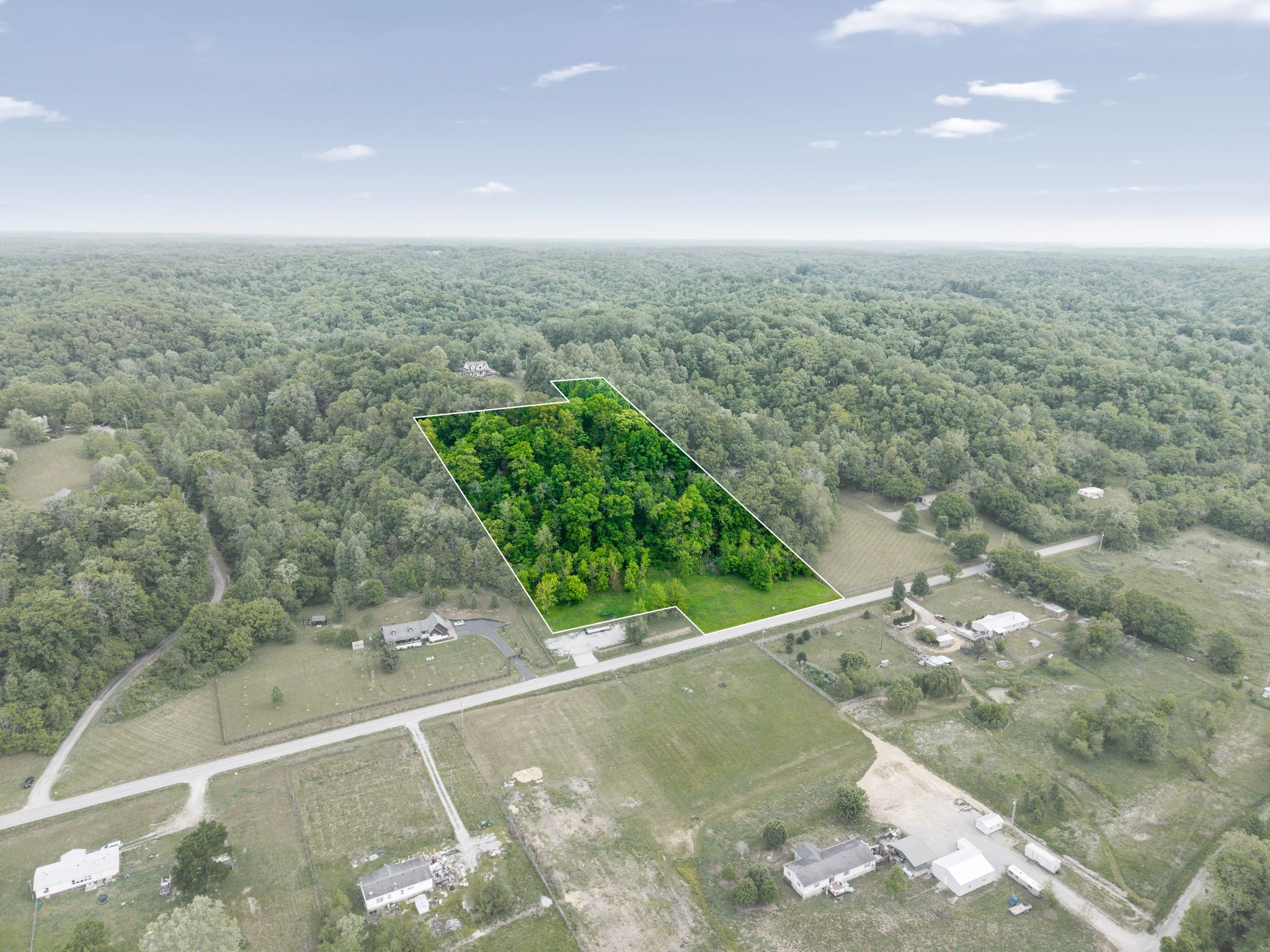 0 Leipers Creek Road Columbia, TN 38401 - Photo 2 of 24 a view of a city