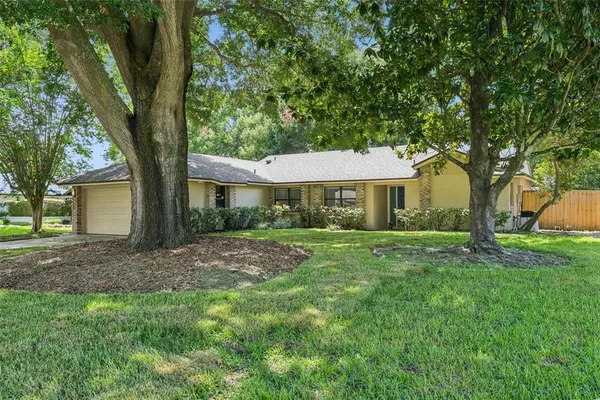 $560,000 | 9433 Palm Tree Drive, Windermere, FL 34786