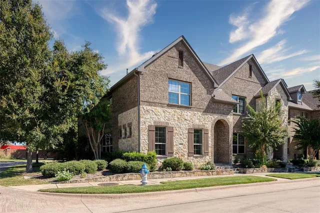$425,000 | 4101 Blackjack Oak Drive, McKinney, TX 75070