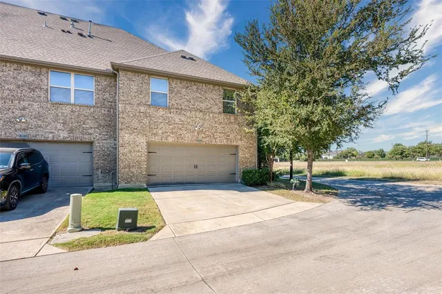 $425,000 | 4101 Blackjack Oak Drive, McKinney, TX 75070