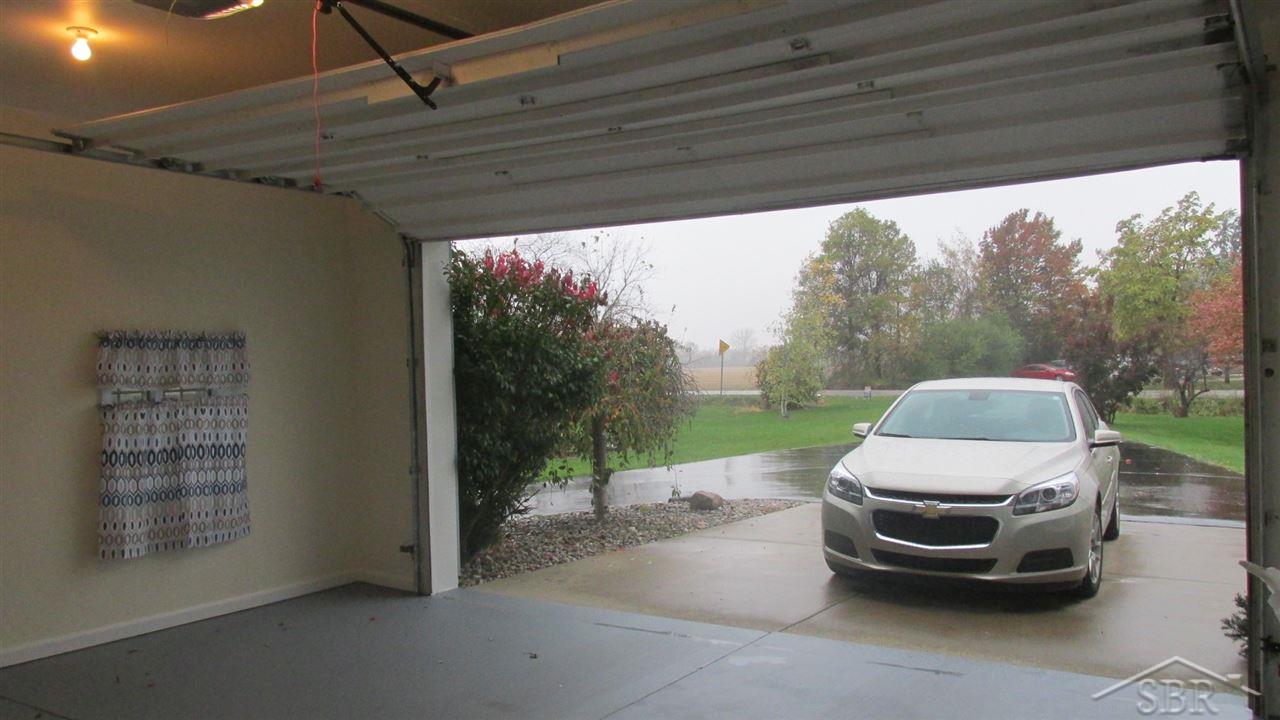13685 South Beyer Road Birch Run, MI 48415 - Photo 25 of 29 31330470-24.JPG
