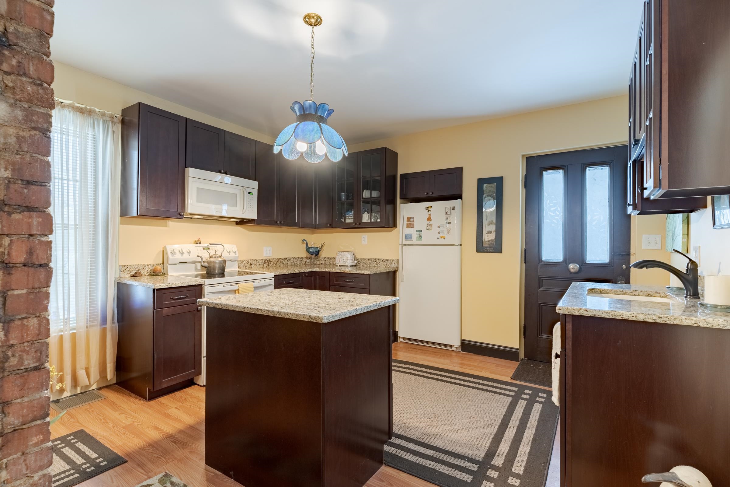 308 Main Street Fremont, NH 03044 - Photo 14 of 51