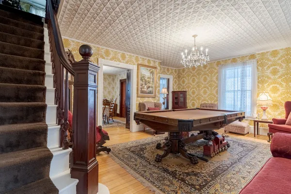 $998,500 | 308 Main Street, Fremont, NH 03044