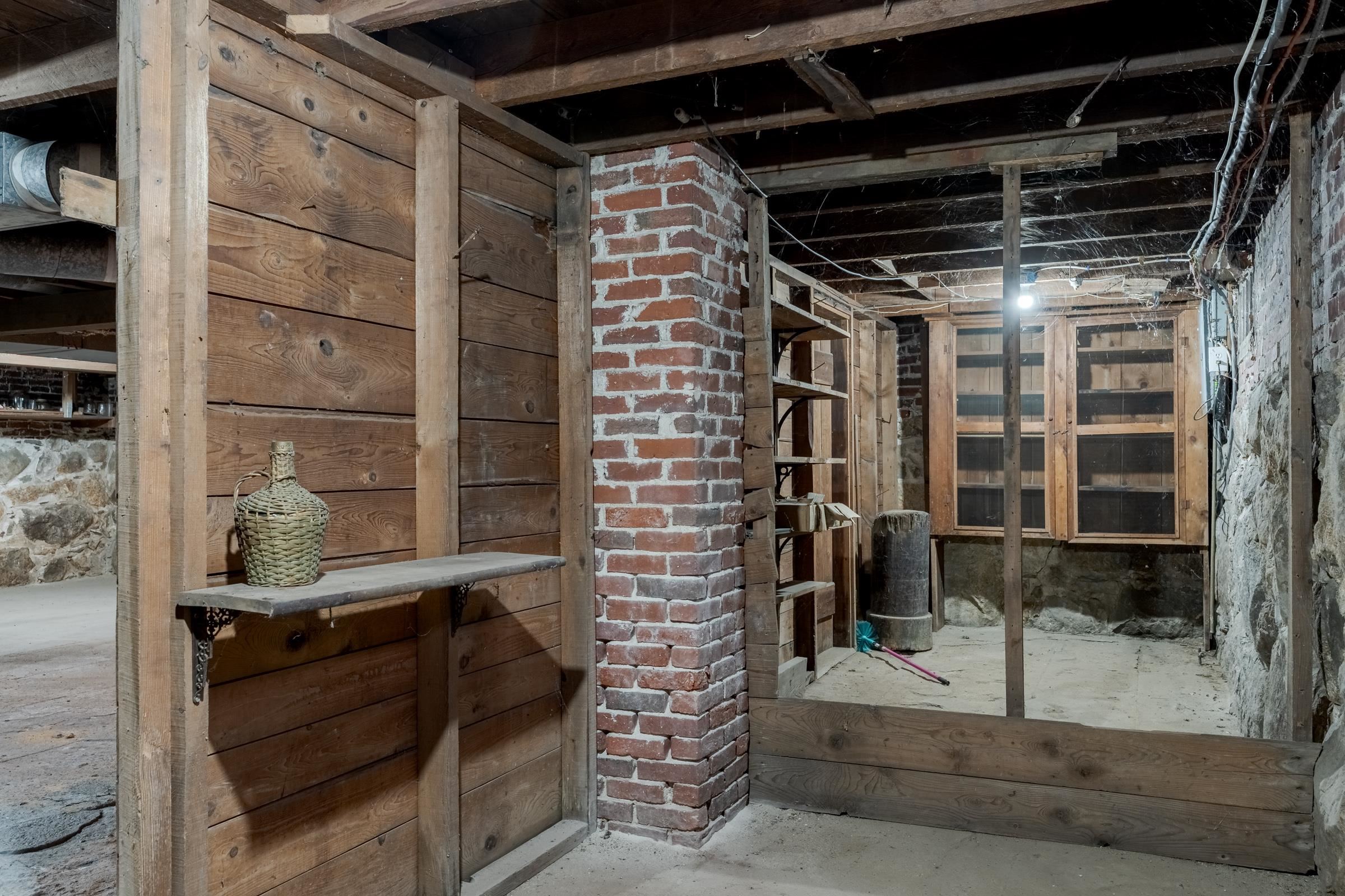 308 Main Street Fremont, NH 03044 - Photo 35 of 51