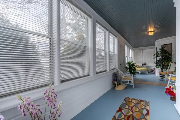 $998,500 | 308 Main Street, Fremont, NH 03044