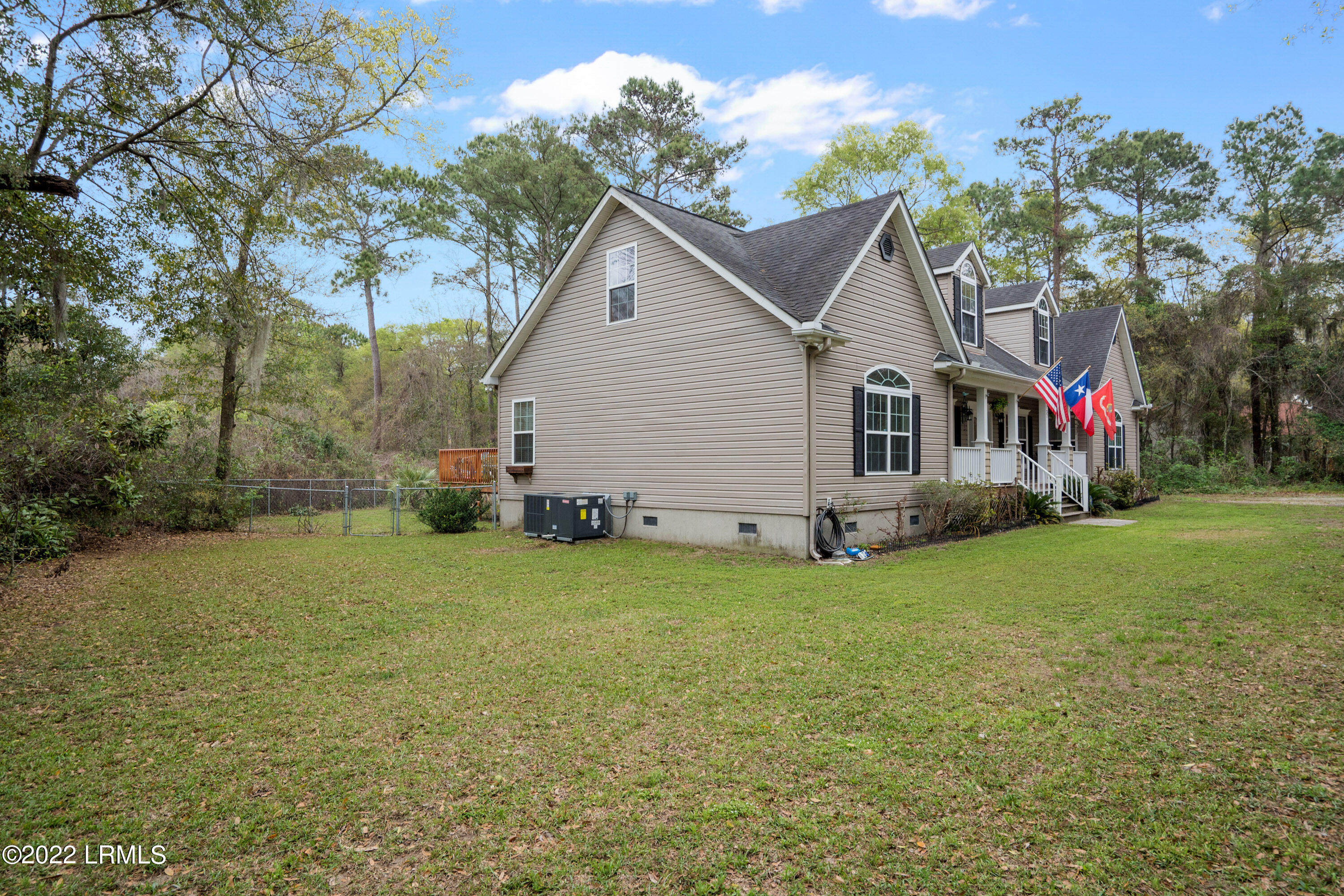 37 State Rd S-7-37 St. Helena Island, SC 29920 - Photo 23 of 25 Photo-27