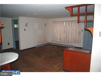 460 Weinsteiger Road Bechtelsville, PA 19505 - Photo 5 of 11 Gallery Image 5