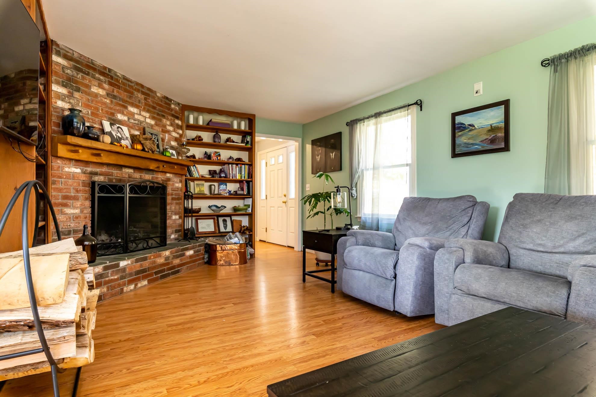 648 Quincy Road Rumney, NH 03266 - Photo 17 of 40