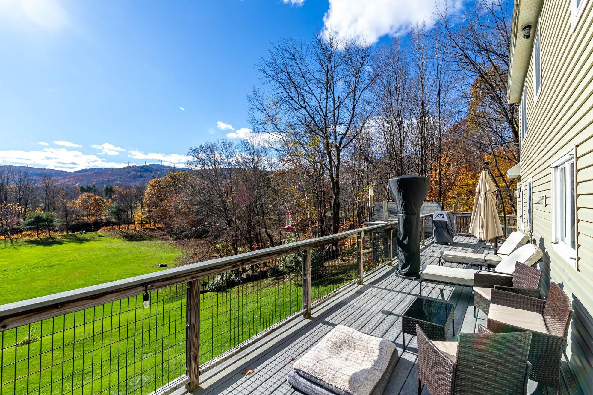 648 Quincy Road Rumney, NH 03266 - Photo 3 of 40