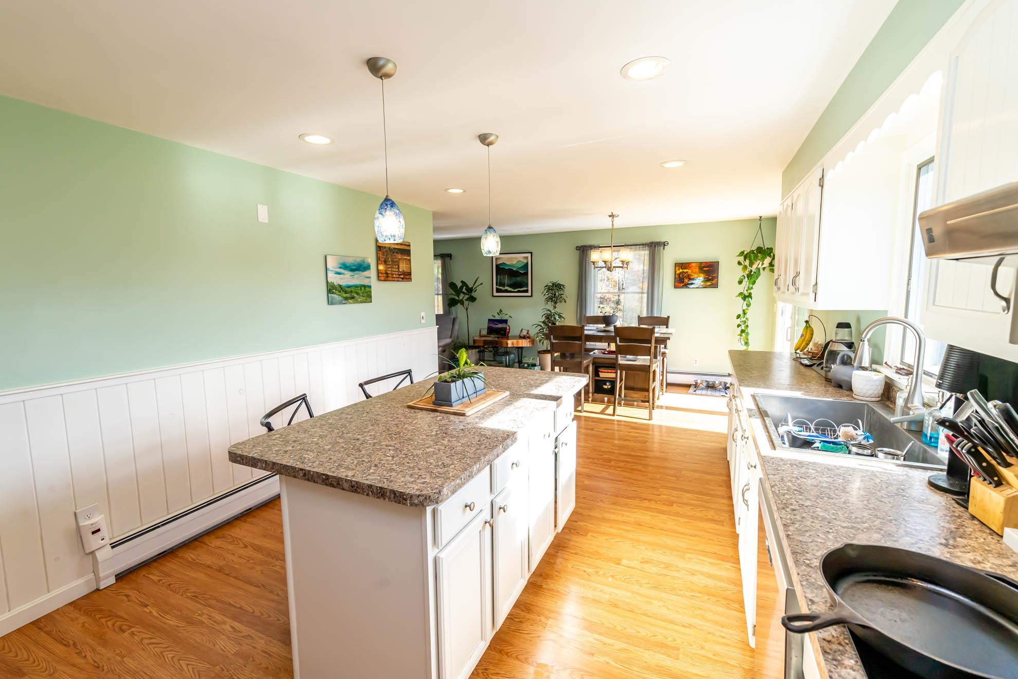 648 Quincy Road Rumney, NH 03266 - Photo 10 of 40