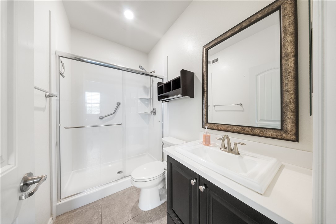 13862 Mardi Gras Lane Riverside, CA 92503 - Photo 15 of 68