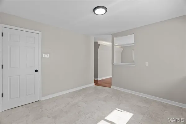 $159,500 | 5531 Maple Avenue, St. Louis, MO 63112