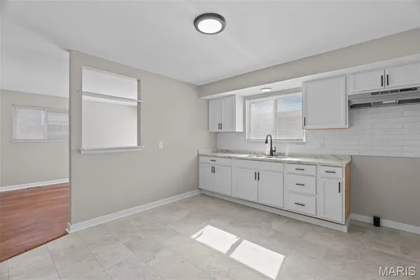 $159,500 | 5531 Maple Avenue, St. Louis, MO 63112