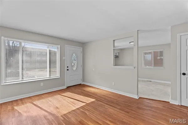 $159,500 | 5531 Maple Avenue, St. Louis, MO 63112
