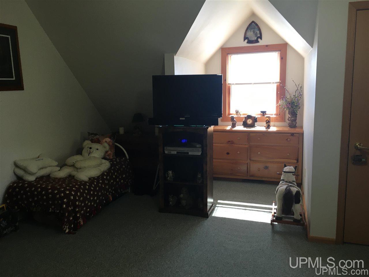 2400 Trails End Road Gwinn, MI 49841 - Photo 33 of 37