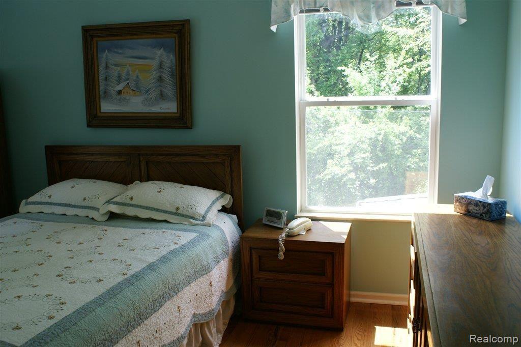 5169 Whipple Lake Road Clarkston, MI 48348 - Photo 18 of 25 DSC00465.JPG