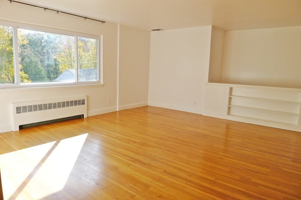 9-11 Glazer Road Newton, MA 02459 - Photo 5 of 19