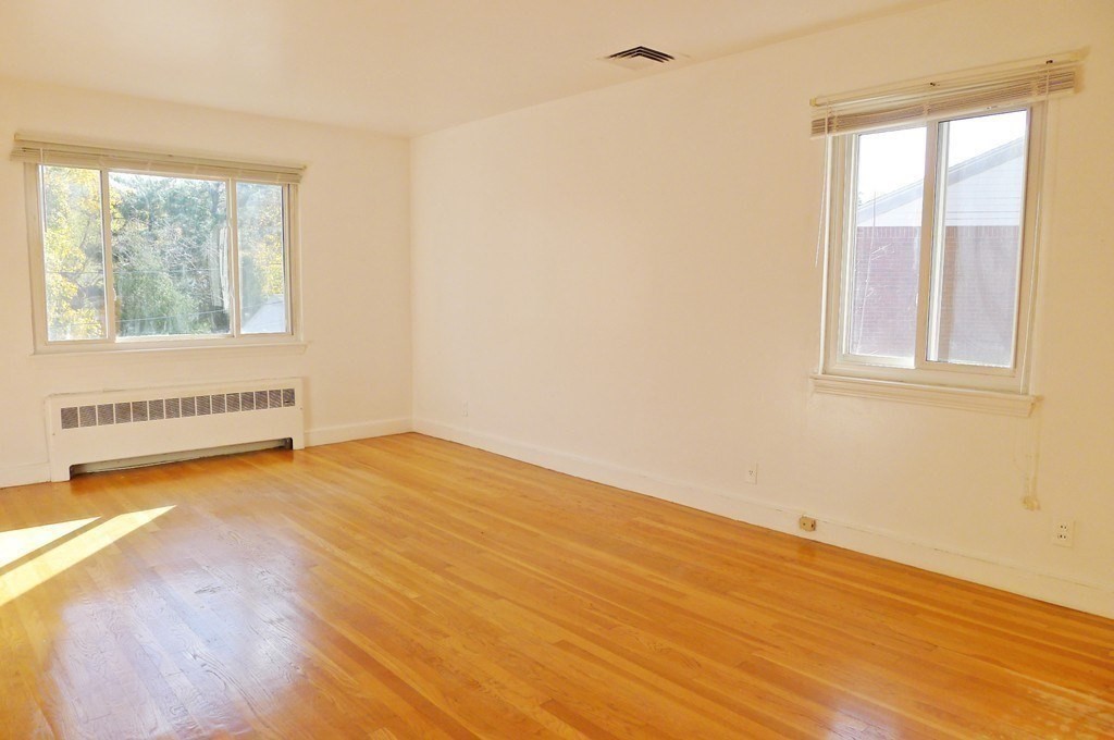 9-11 Glazer Road Newton, MA 02459 - Photo 9 of 19