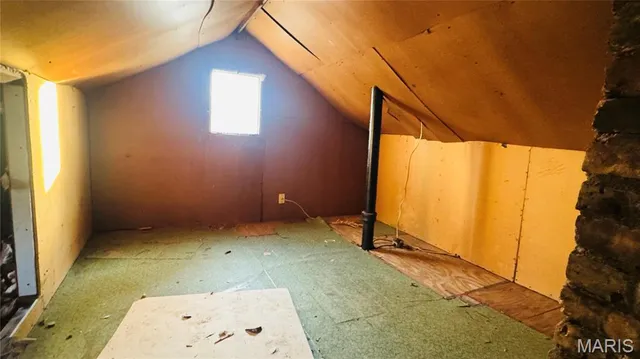 $30,000 | 2645 Carson Road, St. Louis, MO 63114