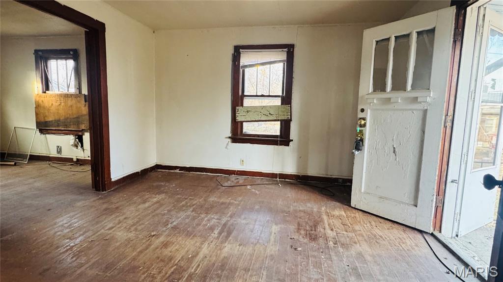 2645 Carson Road St. Louis, MO 63114 - Photo 4 of 15