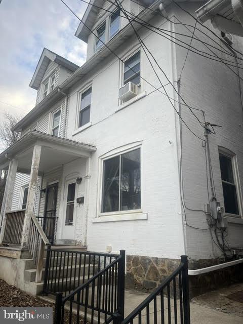 522 Fiot Avenue Bethlehem, PA 18015 - Photo 1 of 14