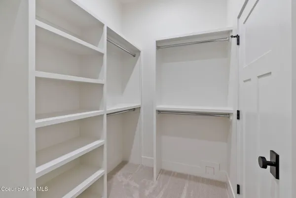 $1,100,000 | 3494 Blaze Loop, Post Falls, ID 83854