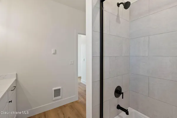 $1,100,000 | 3494 Blaze Loop, Post Falls, ID 83854