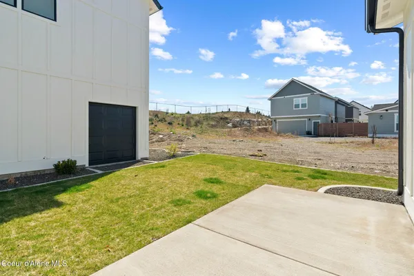 $1,100,000 | 3494 Blaze Loop, Post Falls, ID 83854