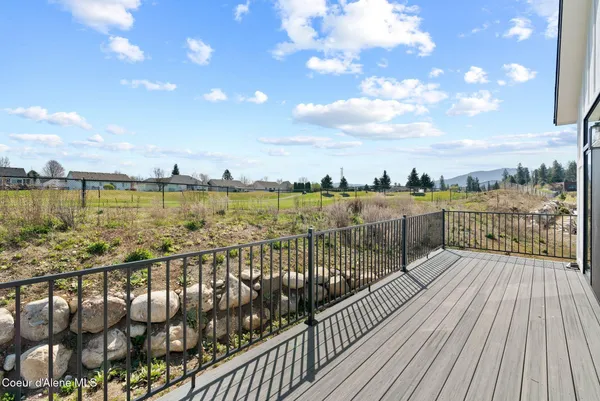 $1,100,000 | 3494 Blaze Loop, Post Falls, ID 83854