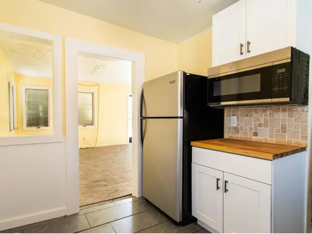 $1,200 | 14411 Knox Avenue, Warren, MI 48089