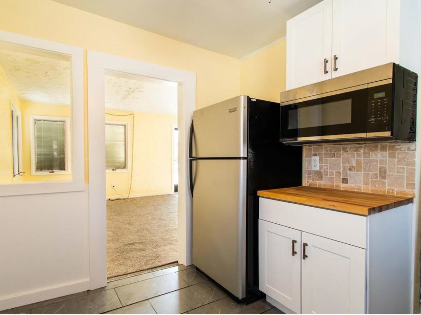 14411 Knox Avenue Warren, MI 48089 - Photo 9 of 10 Kitchen 2025-09-08