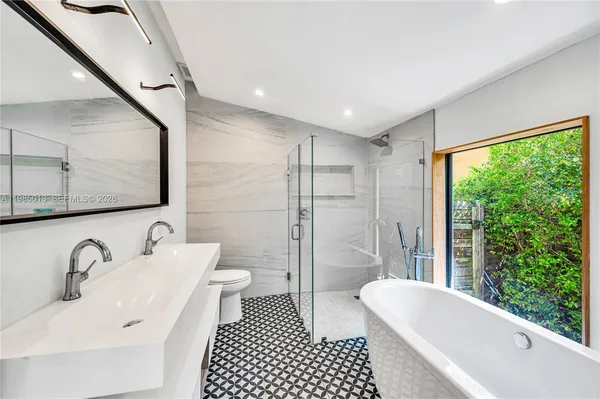 $6,500 | 1240 Southwest 21st Street, Miami, FL 33145