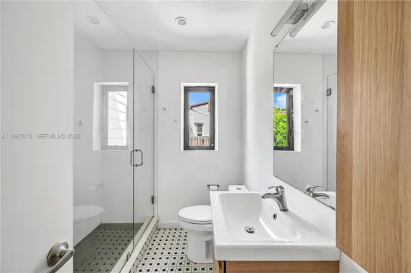 $6,500 | 1240 Southwest 21st Street, Miami, FL 33145