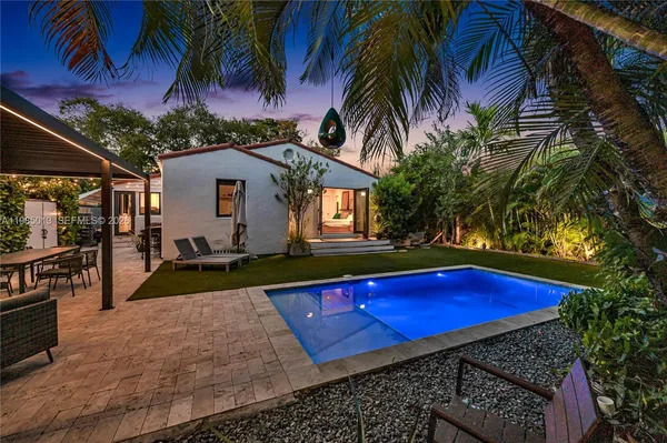 $6,500 | 1240 Southwest 21st Street, Miami, FL 33145