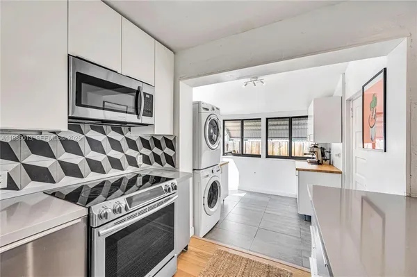 $6,500 | 1240 Southwest 21st Street, Miami, FL 33145