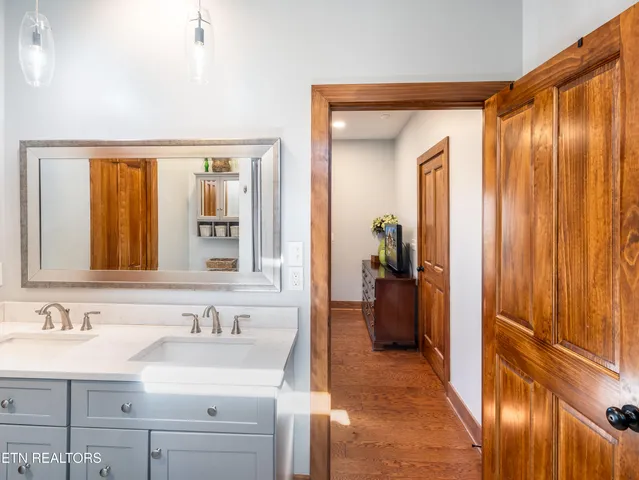 $765,000 | 134 Fairway Circle, Townsend, TN 37882