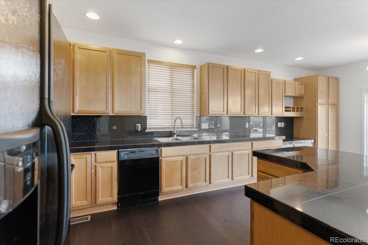 10832 Hickory Ridge Lane Highlands Ranch, CO 80126 - Photo 15 of 50 Gallery Image 15